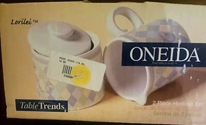 Oneida Lorilei Muster Hostess Set Milchkännchen und Zucker Zitronen Pflaumen Pastell Neu im Karton - Bild 1 von 3