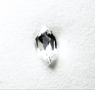 VERY NICE 6 x 3 mm MARQUISE CUT WHITE TOPAZ BRAZIL VS GRADE - Image 1 of 2