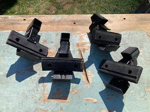 Vintage Thule Roof Rack Base Clamp Set with Hard Rubber Pads - Picture 1 of 2