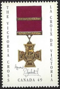 🍁Canada    #2066   "VICTORIA CROSS"    Brand New 2004  Pristine Original Gum - Picture 1 of 2