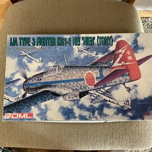 1/72 DML  IJA Type 3 Fighter Ki61-1 Hei 'Hien' (Tony)   Golden Wings Series 5021 - Picture 1 of 18