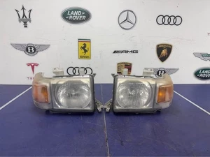 Toyota Land Cruiser 79 Series Front Headlights - Bild 1 von 10