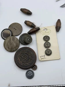 Vintage Button Lot Browns Unique 1 Oldie - Picture 1 of 14