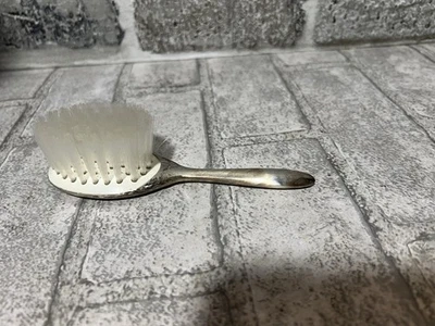 Cepillo de bebé vintage de plata de ley Foto 1 de 4