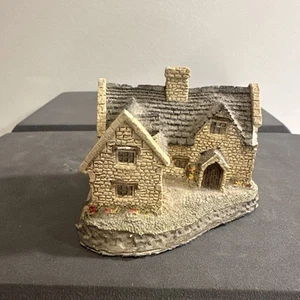 Vintage Drovers Cottage by David Winter 1982 - Picture 1 of 5