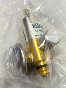 NUOVO MSA 478358 REGOLATORE 1000 PSI Manometro di controllo del flusso, 1,5 L/min - - Foto 1 di 4