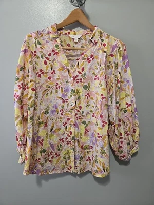 Lauren Conrad  Cream Floral Button Down Shirt Blouse Size XL 3/4  Sleeve Flutter - Image 1 of 4