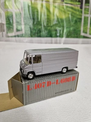 Cursor 1/50 - Mercedes Fourgon L407D L608D Gris - Photo 1/4