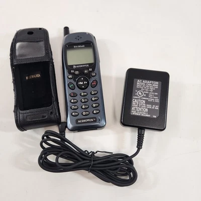 Audiovox Tri Mode CDM-9000 Cell Phone w/ Adapter and Soft Case Grey/Blue Vtg - Image 1 of 4