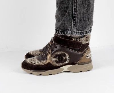 Кроссовки Chanel размер 37,5 см3 логотип коричневые замшевые бежевые с твидовым ремешком на лодыжке - Изображение 1 из 4