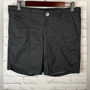 Athleta Heathered Charcoal Gray Black La Trek 8" Inseam Mid Rise Shorts Size 8 - Picture 1 of 10