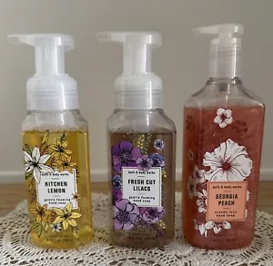 Bath & Body Works Foaming Creamy Lux Hand Soap Lemon Lilacs Peach NEW - Picture 1 of 7