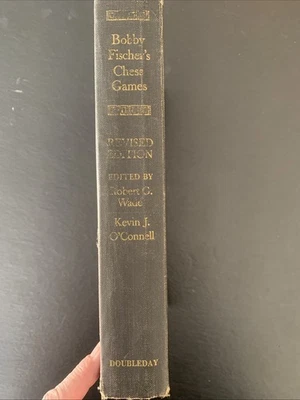 Bobby Fischer’s Chess Games Revised Edition Hardcover 1972 - Image 1 of 4