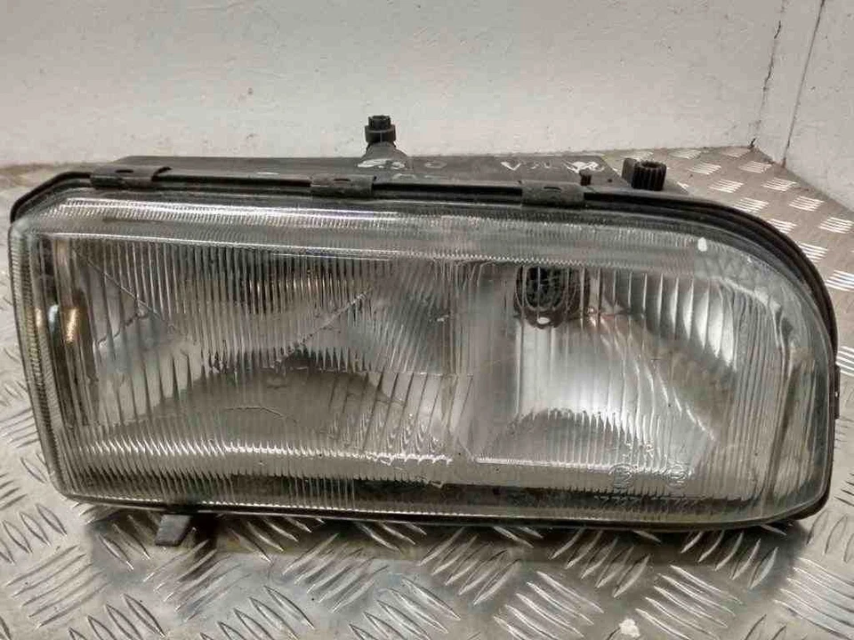 VOLVO S80 I TS, XY Scheinwerfer vorne rechts 14200600 2.50 Diesel 32027970 - Bild 1 von 1