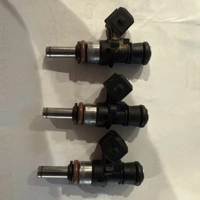 Can Am Maverick X3 2017 turbo inyectores de combustible OEM conjunto de 3 de fábrica (280158399) Foto 1 de 4