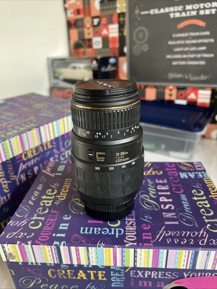 Quantaray  Lens 70-300MM F4-5.6 LDO Macro Lens TESTED & WORKS For Pentax AF - Image 1 of 4