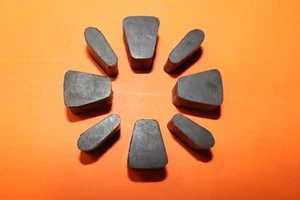 TRIUMPH 4 SPRING CLUTCH CENTRE RUBBER SET 57-1472 57-1473 1953-63 UK MADE - Picture 1 of 1
