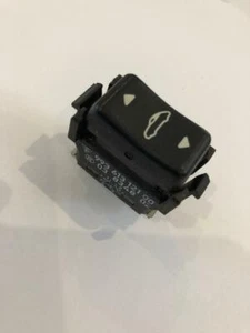 PORSCHE 993 CABRIOLET ROOF SWITCH # 993.613.121.00 - Picture 1 of 1