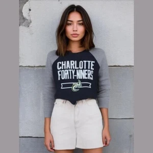 Under Amour Charlotte Forty-Niners Gray Raglan Tee Youth Girls Small - Picture 1 of 10