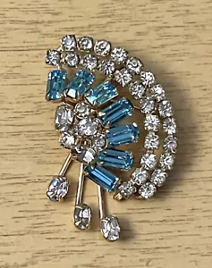 Vtg Antoinette Brooch 12k Gold Filled Icy Blue White Rhinestone Fan Spray Pin - Picture 1 of 10