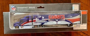Upper Deck NFL Transport Series New York Giants Tractor Trailer 1:80 scale - Picture 1 of 7