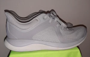 Women's LULULEMON Chargefeel Workout Low Shoes Sneakers Light Mint Size 8--EUC! - Picture 1 of 6