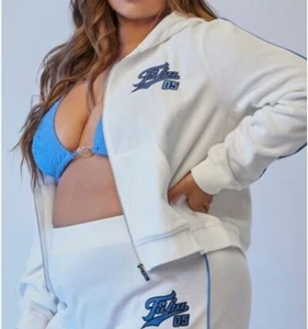 FUBU Forever 21 Plus Damen Trainingsjacke weiß Velours blauer Besatz Größe 1X Reißverschluss - Bild 1 von 7