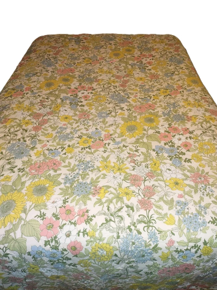 Vintage Cannon Royal Family Bedspread King Dual Cotswold Cotton Quilted Floral - Image 1 of 4