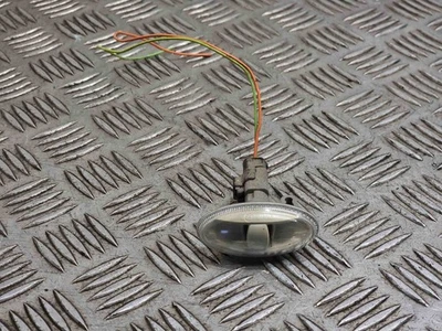 CITROËN C5 II RC Parafango anteriore destro segnale di svolta 9680057480 1.60 Diesel 29616178 - Immagine 1 di 2