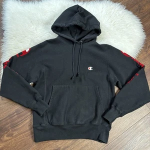 Champion Langarm-Hoodie Herren Größe Small schwarz mit rotem gesticktem Logo  - Bild 1 von 9