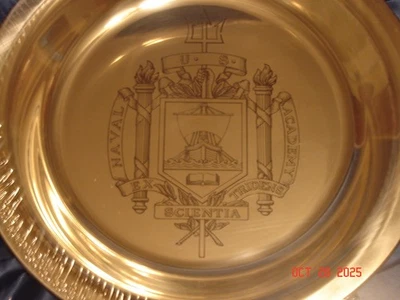 Placa de la Asociación de Antiguos Alumnos de la Academia Naval de los Estados Unidos Franklin Mint de plata esterlina Foto 1 de 4