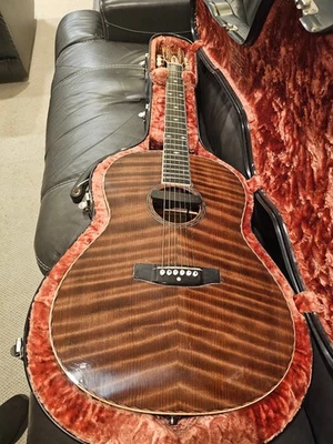 2012 Roy Noble Deluxe Concert Guitar with Calton Custom Case *RARE* Redwood Top - Image 1 of 4