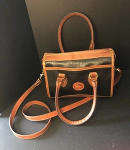 Borsa vintage Dooney & Bourke tracolla per tutte le stagioni pelle nera manici bordo marrone - Foto 1 di 9