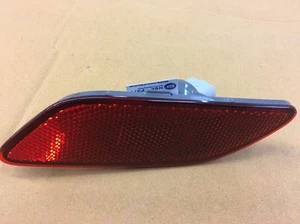 Chevrolet Captiva Sport Saturn Vue Rear LH Side Marker Lamp new OEM 96830943 - Picture 1 of 6