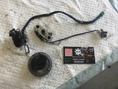 22-25 SUZUKI HAYABUSA LOCKSET CHAVE TAMPA DE GÁS TRAVA DE PORTA-MALAS 37104-10821 - Imagem 1 de 4