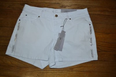 Pantalones Cortos Jennifer Lopez Tiro Medio Blanco Denim Short con Adornos en los Laterales  Foto 1 de 3