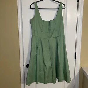 CALVIN KLEIN GREEN SLEEVELESS DRESS SIZE 16 PLEATED BOTTOM - Picture 1 of 4