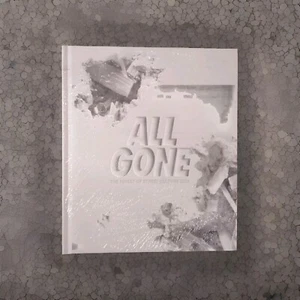 Daniel Arsham - All Gone 2023 “Quartz” Hard Cover Book (Edition Of 2000) - Picture 1 of 2