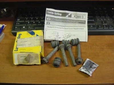 Kit de pinza de freno delantera Girling nuevo de stock Jaguar XJ6 88-89 XJ40 a 1990 Foto 1 de 4