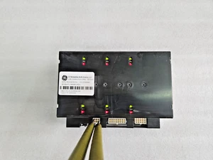 CARGADOR DE BATERÍA GE 446W8575P001 SUBCONJUNTO SEIS EN UNO RE421AEPBH1AA ENVÍO RÁPIDO - Imagen 1 de 19