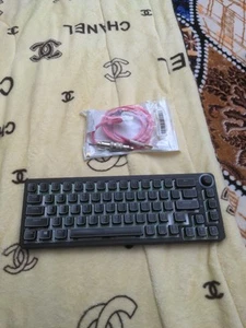Custom Gk68 Keyboard & Aviator Usb-c Cable - Picture 1 of 5