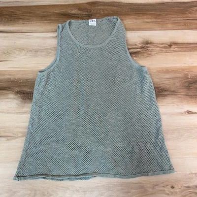 Camiseta sin mangas de malla ligera mediana de punto verde claro de ZARA para hombre Foto 1 de 4