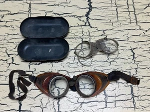 2 VTG Antique Safety Eye Glasses Lot Side Shield Steampunk Case Rare Old Costume - Bild 1 von 11