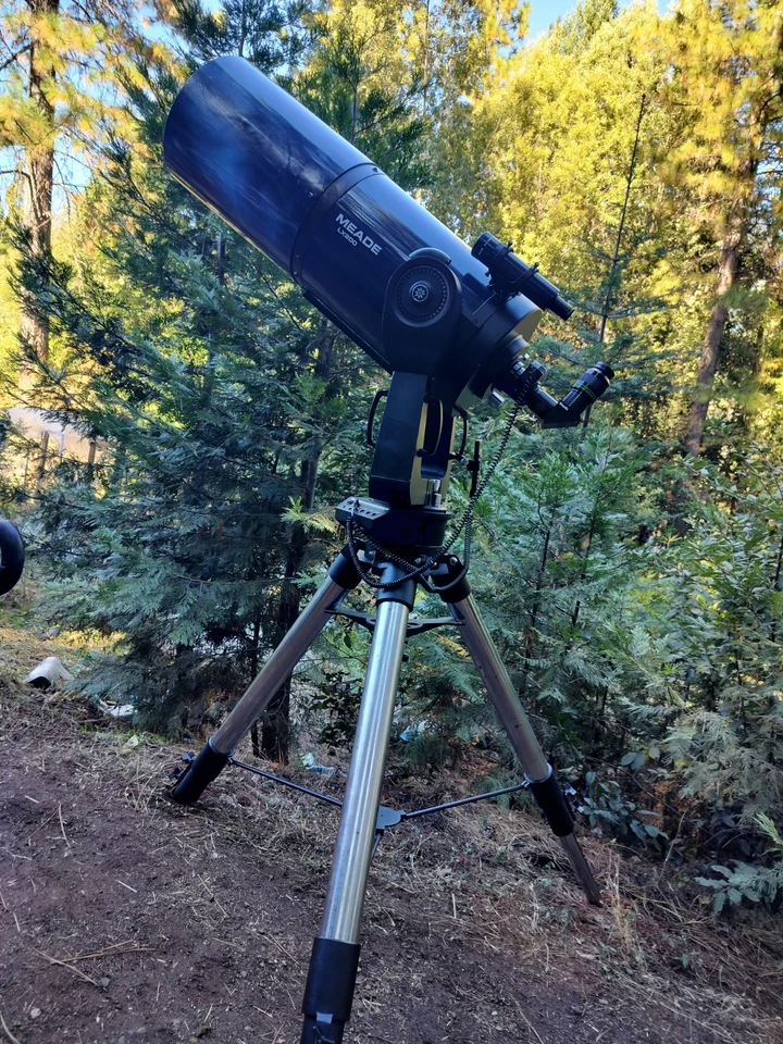 14" Meade LX 200 GPS Telescope with Case and Accessories NIB - Image 1 of 4