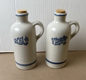 Pfaltzgraff Yorktowne Oil & Vinegar Cruets Bottles w/ Cork Stoppers USA - Picture 1 of 3
