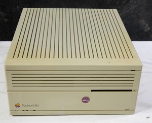 Vintage Apple Macintosh IIci M5780 empty case WH715 - Picture 1 of 7