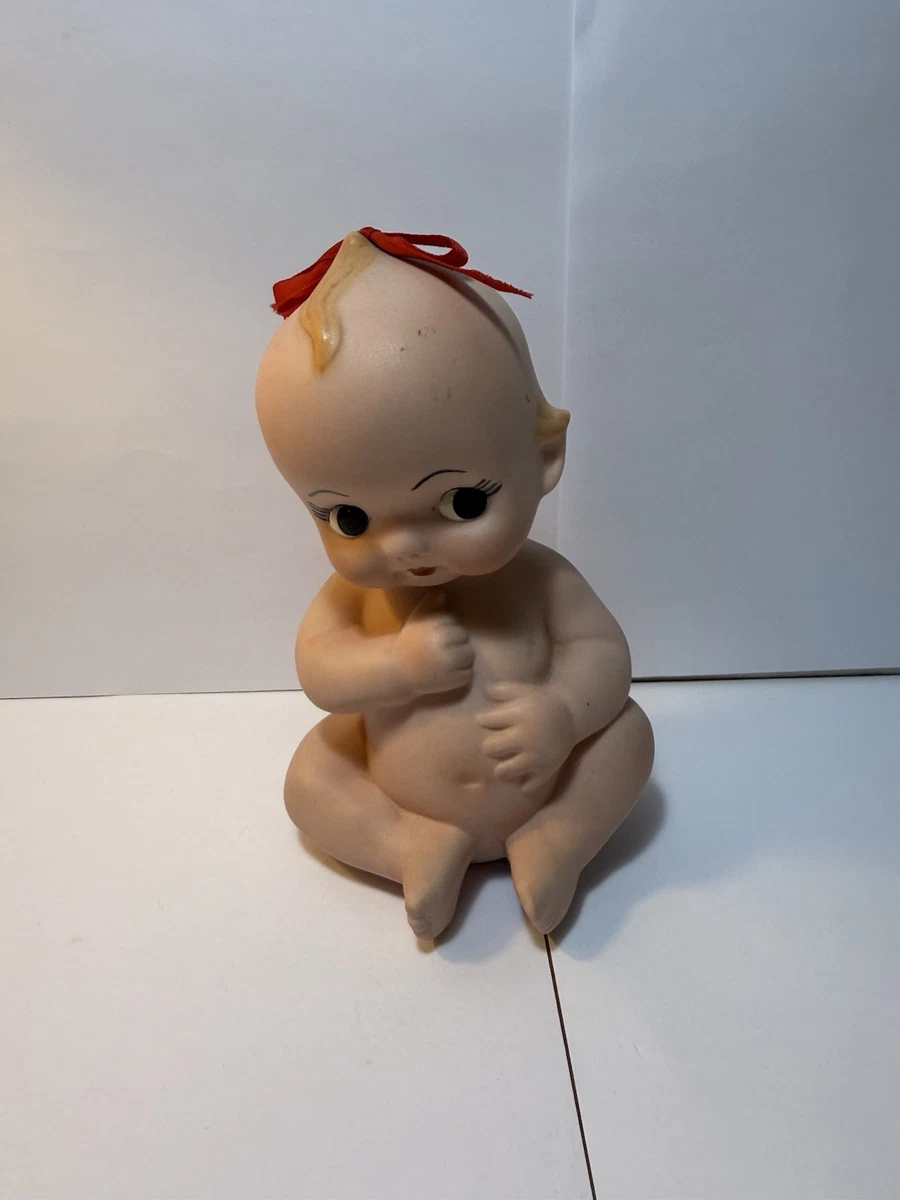 【ビンテージ】Baby Figurines 赤ちゃん人形 Vintage Baby Figurine In Antique Ceramic & Porcelain Figurines for