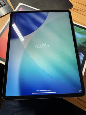 Apple iPad Pro 4. Gen 128GB, Wi-Fi, 12,9 Zoll - Space Grau - Bild 1 von 4