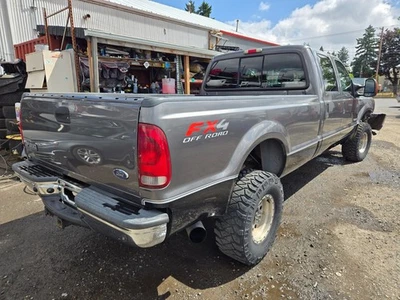 F250 F350 Super Duty 2003-2004 motor Powerstroke 6,0 L a prueba de tachuelas 194 k millas Foto 1 de 4
