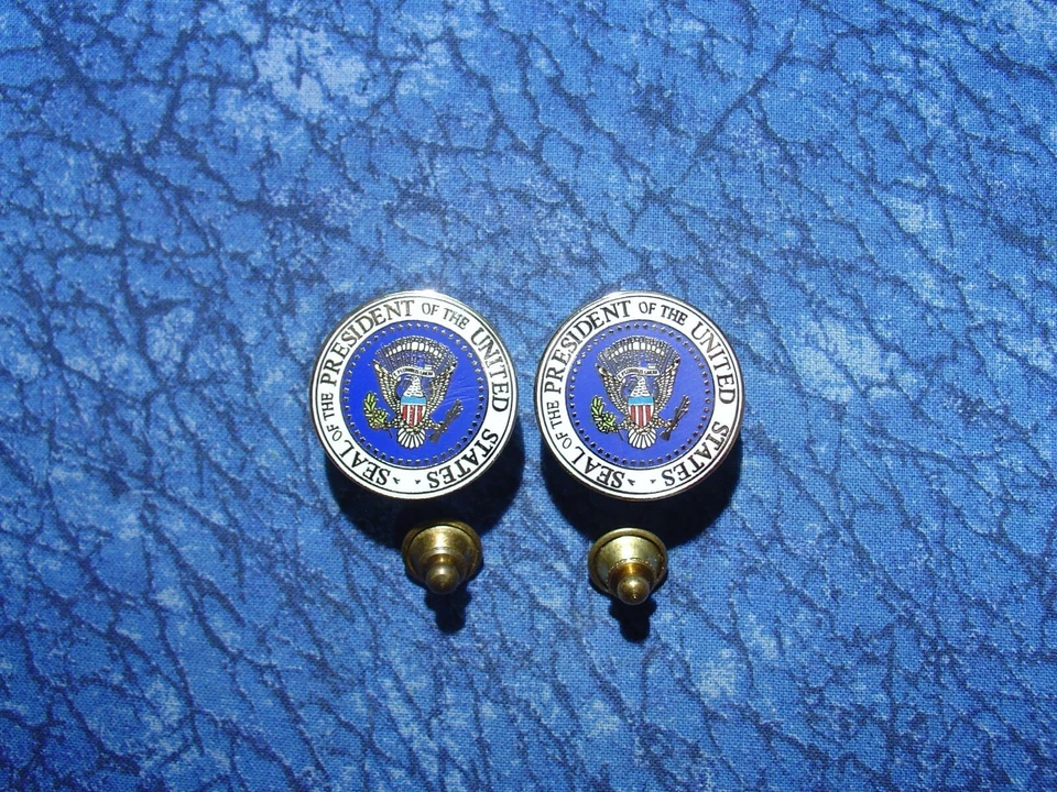 2 ~ Sello del Presidente de los Estados Unidos Logo Solapa/Sombrero Pin Corbata Tachuelas Foto 1 de 1